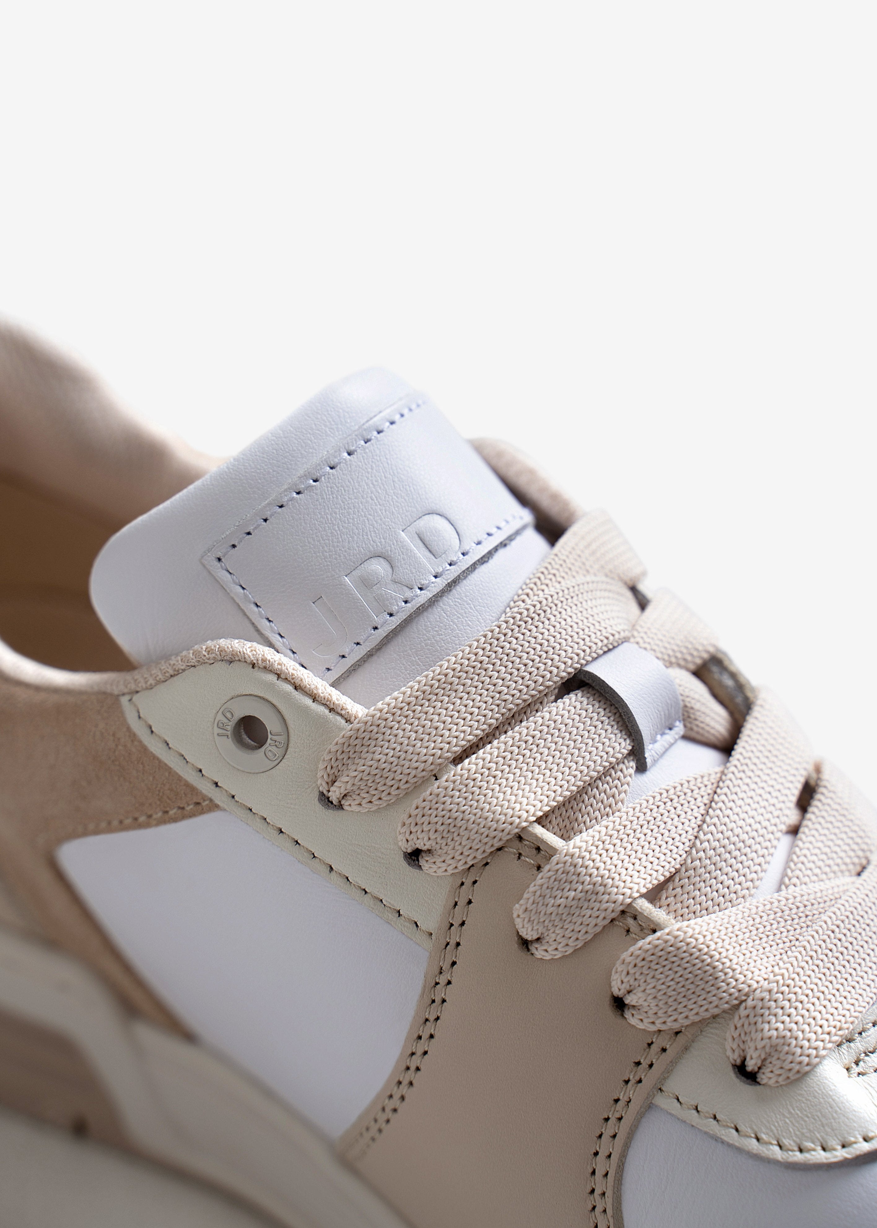 D98 - Mocha