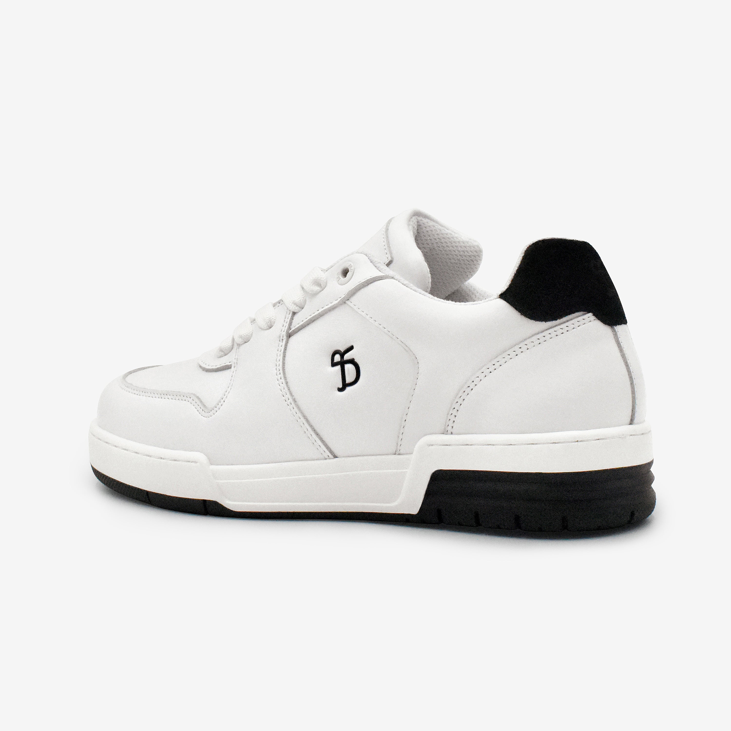 D98 - White/Black